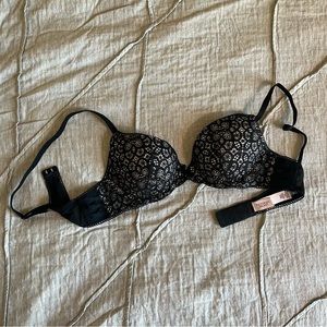 Victoria’s Secret 34A padded push-up bra black and light pink nude lace